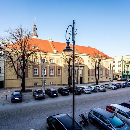 Theatre Apartment - Apartament Przy Rynku W Glogowie Екстериор снимка